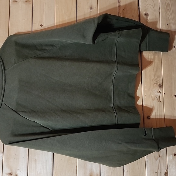 Nike Cropped Versa Pullover Size Medium Womens - Picture 5 of 6